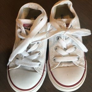 Converse white size 9 toddlers